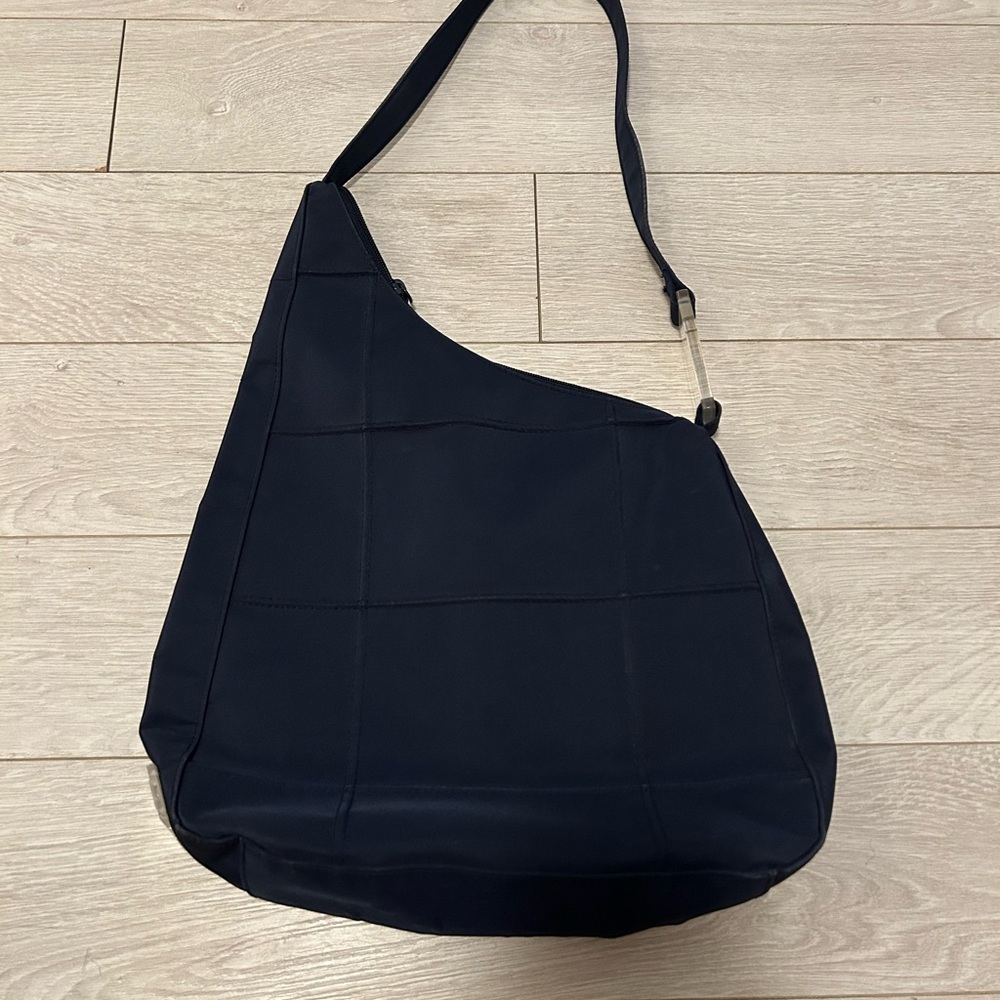 Elegant Black Women's Bag